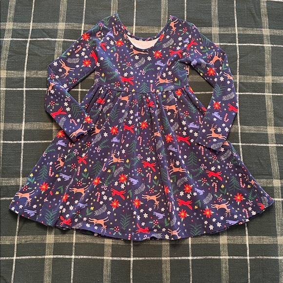 Hanna Andersson Navy Skater Dress with Festive Holiday Print Size 5 - Picture 5 of 5